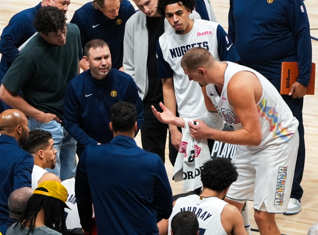 九游体育-11分,23分,6分!NBA联盟第一人亮剑,这是你能拿4亿顶薪的原因