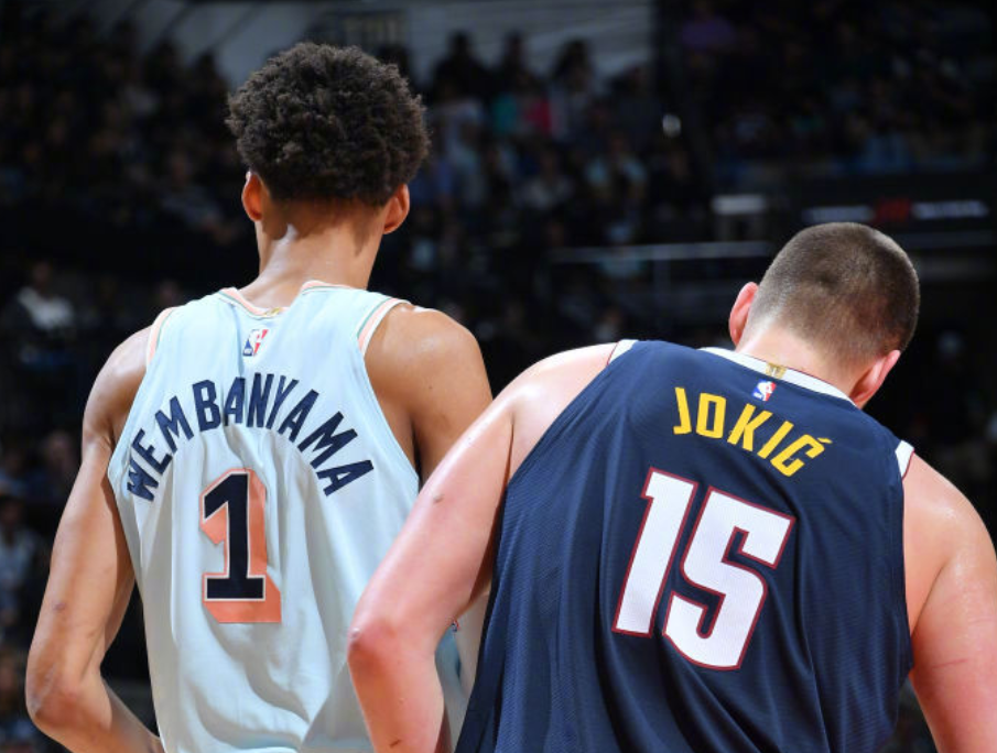 九游体育-11分,23分,6分!NBA联盟第一人亮剑,这是你能拿4亿顶薪的原因