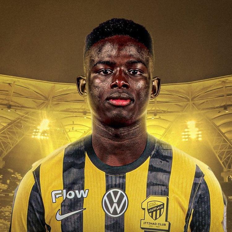 九游体育中国官网-罗马诺：19岁边锋罗杰-费尔南德斯超3000万欧转会吉达联合HWG