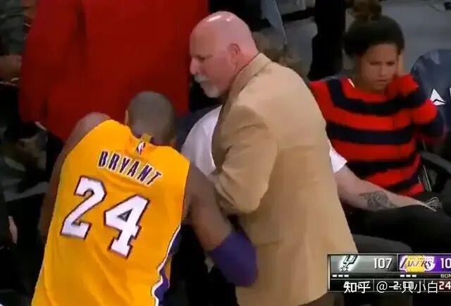 九游体育中国官网-NBA有哪些运动员拥有“非人类”的身材？