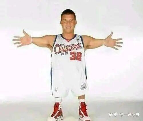 九游体育中国官网-NBA有哪些运动员拥有“非人类”的身材？