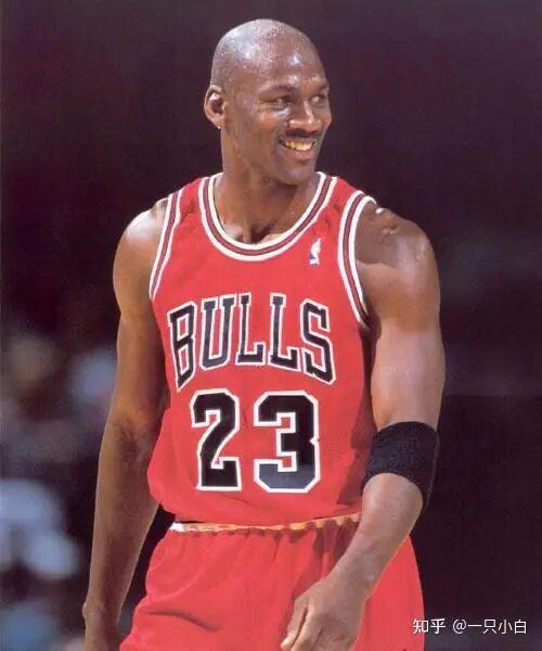 九游体育中国官网-NBA有哪些运动员拥有“非人类”的身材？