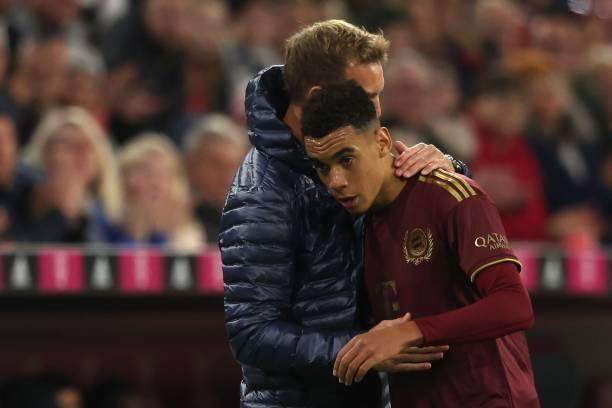 九游体育官网入口-4球大胜结束4场不胜！19岁穆西亚拉1球2助光耀拜仁